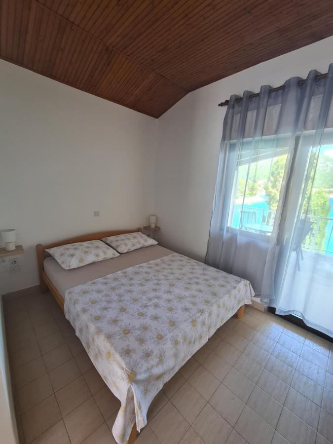 Blue Lagoon Studio Apartments 클레크 외부 사진