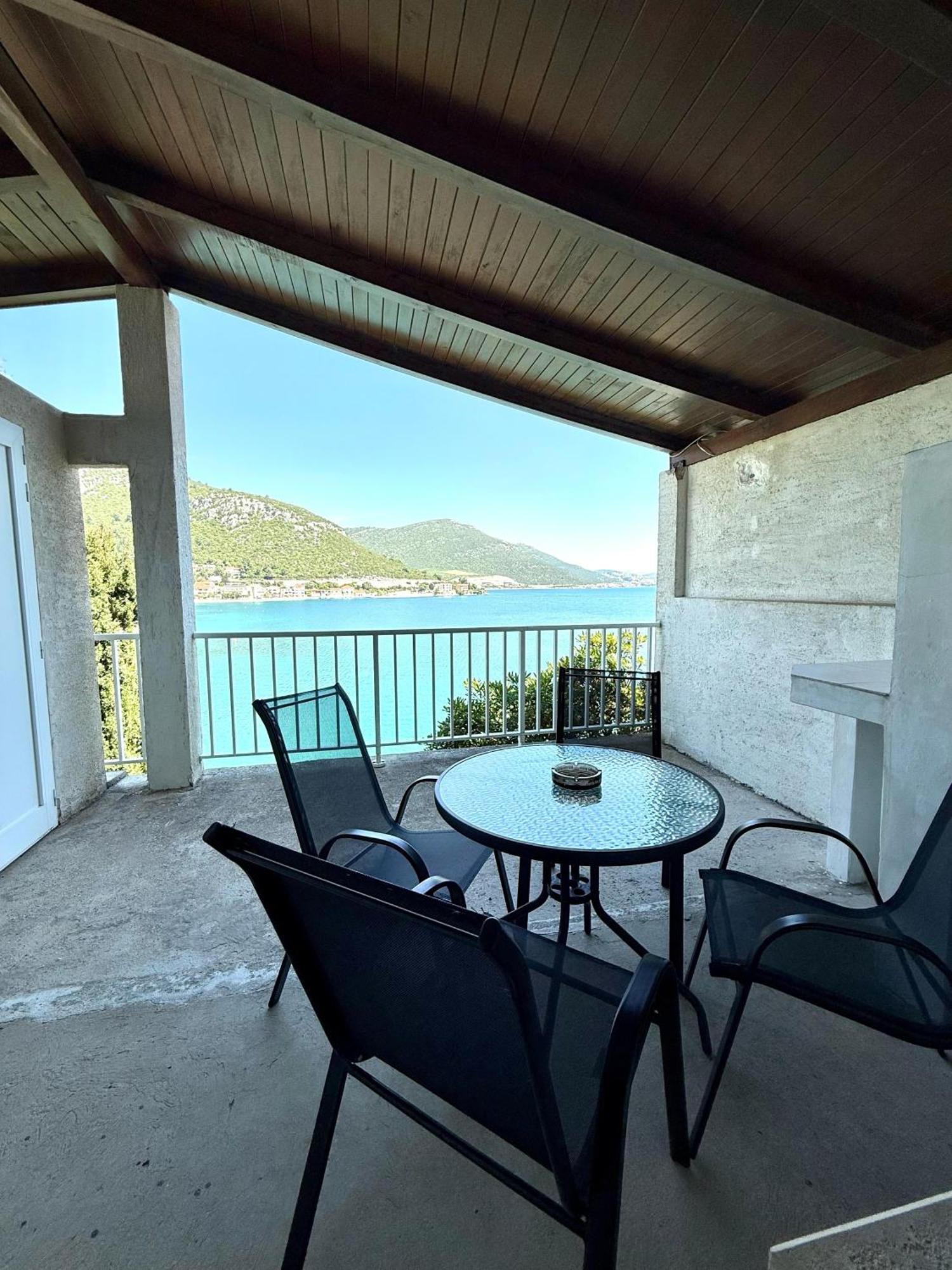 Blue Lagoon Studio Apartments 클레크 외부 사진